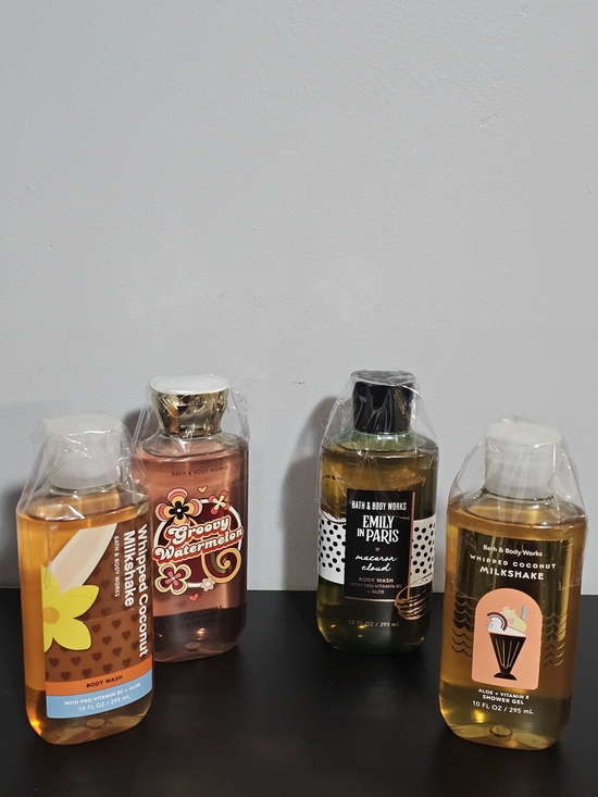 Bath & Body Works Other - Buyer's Choice Gourmand & Retro Summer Line Body Wash